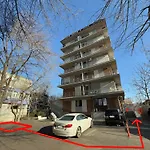 Bucharest Heart Hideaway