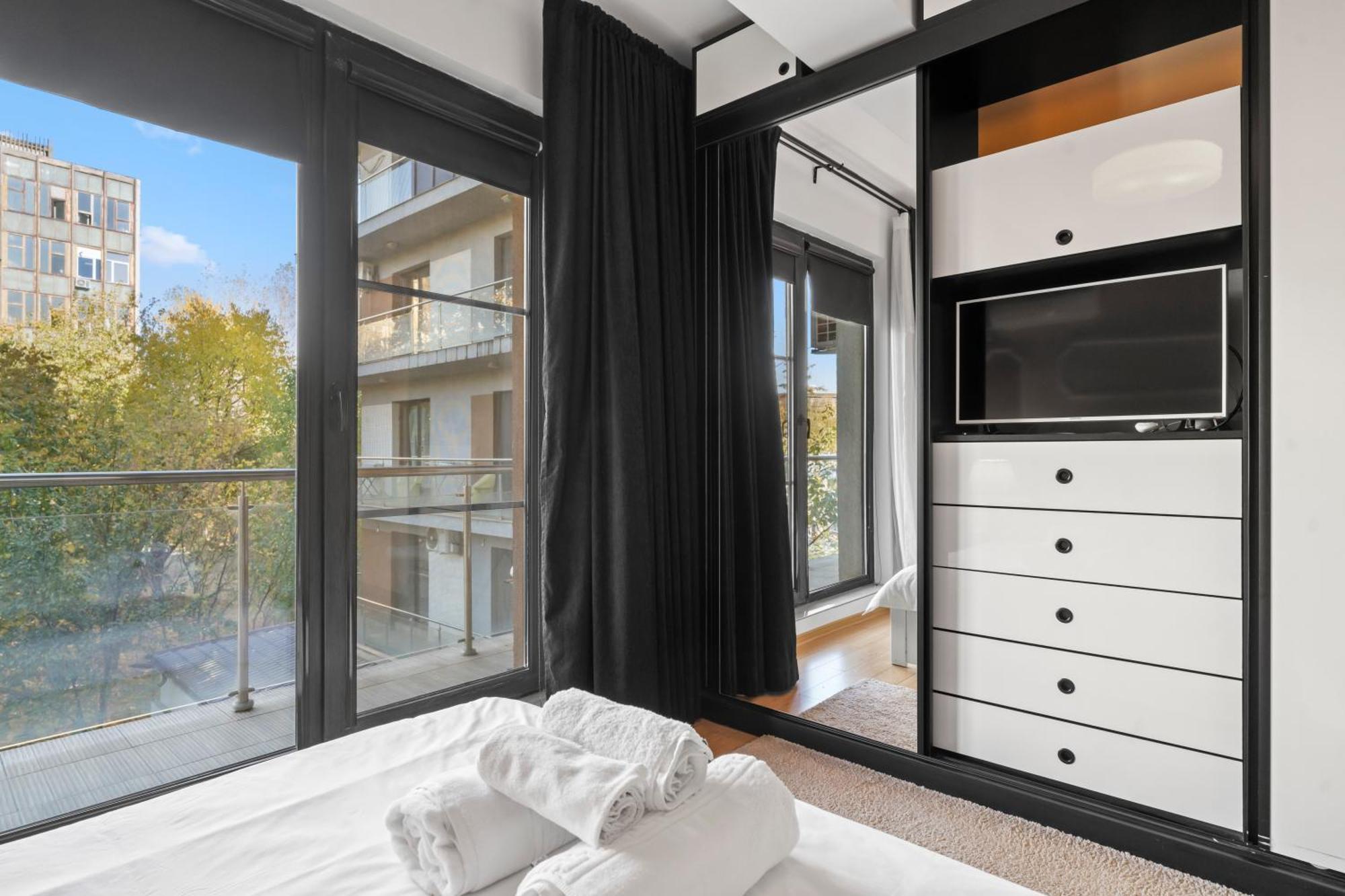 Heart Hideaway Apartment